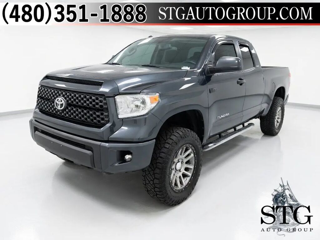 2018 Toyota Tundra SR5 — photo 1 of 13