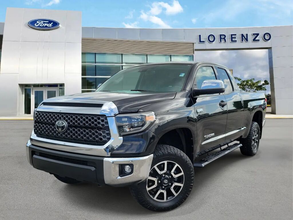 2020 Toyota Tundra SR5 — photo 1 of 13