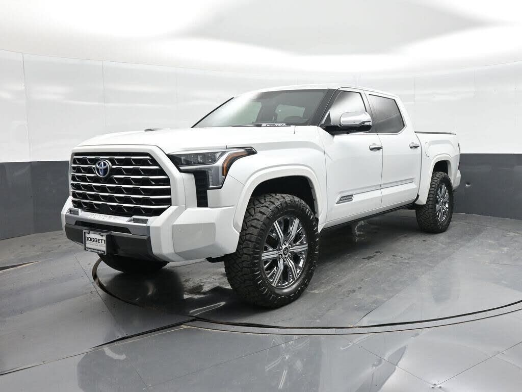 2023 Toyota Tundra Capstone HV — photo 1 of 1
