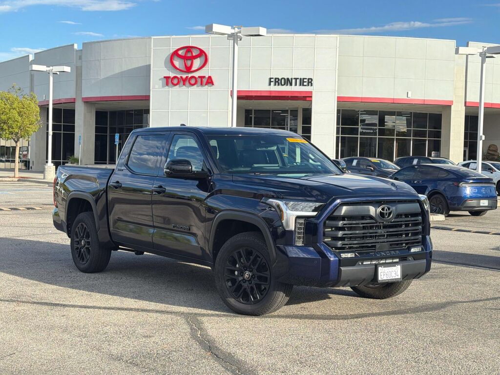 2026 Toyota Tundra 4WD Limited CrewMax 5.5' Bed (Natl — photo 1 of 13