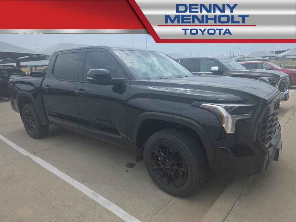 2024 Toyota Tundra 4WD — photo 1 of 13