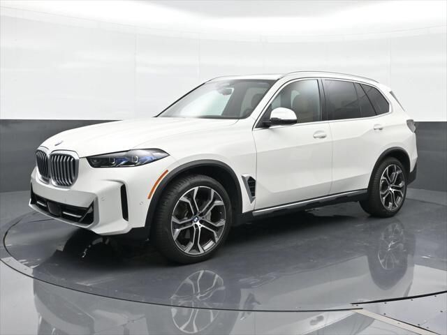 2025 BMW X5 sDrive40i — photo 1 of 7