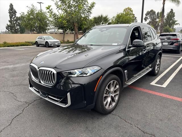 2024 BMW X5 sDrive40i — photo 1 of 16