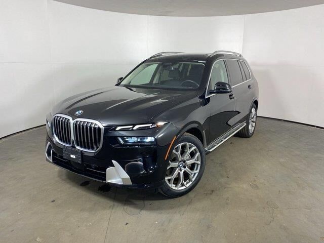 2023 BMW X7 xDrive40i — photo 1 of 13
