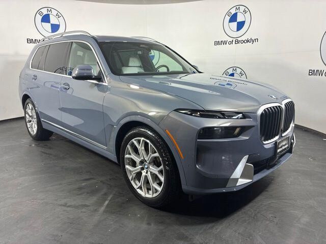 2026 BMW X7 xDrive40i — photo 1 of 26