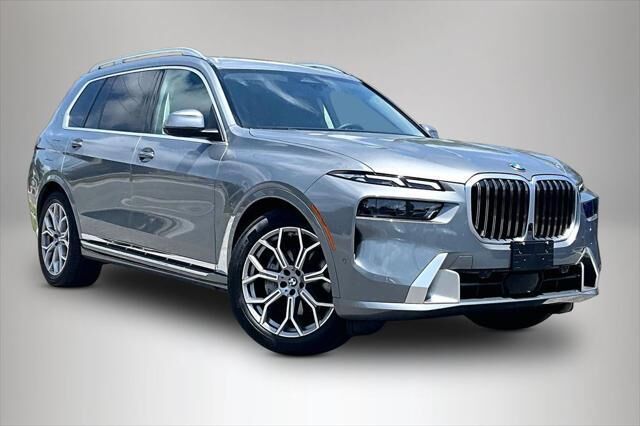 2026 BMW X7 xDrive40i — photo 1 of 13