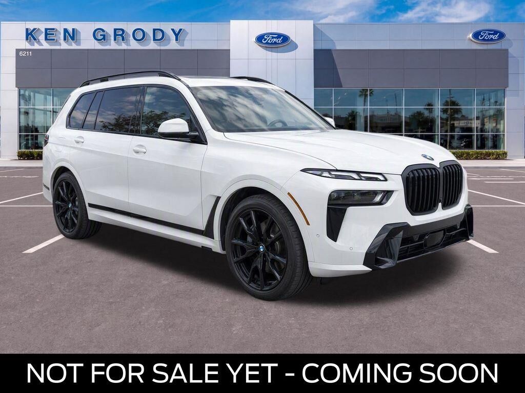 2025 BMW X7 xDrive40i — photo 1 of 1