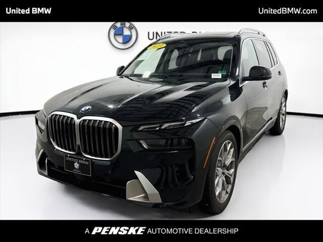 2023 BMW X7 xDrive40i — photo 1 of 13