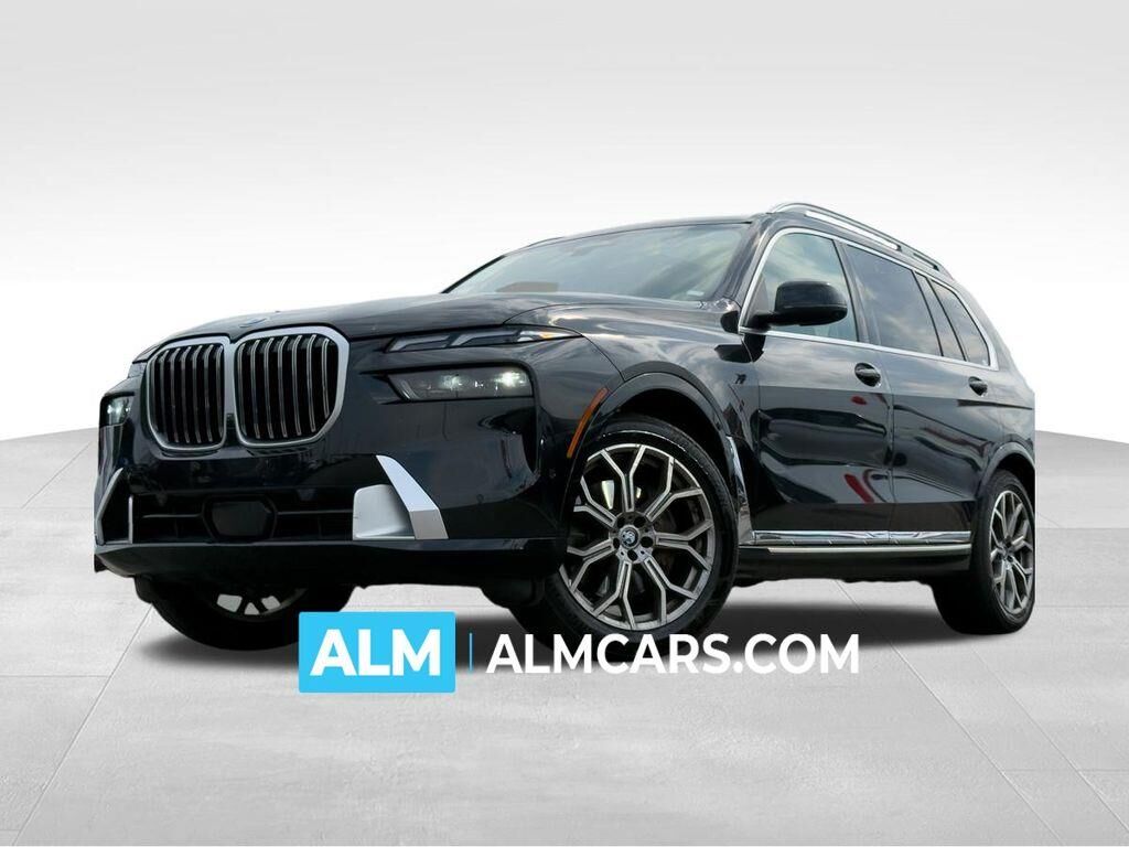 2025 BMW X7 xDrive40i — photo 1 of 13
