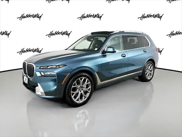 2025 BMW X7 xDrive40i — photo 1 of 26