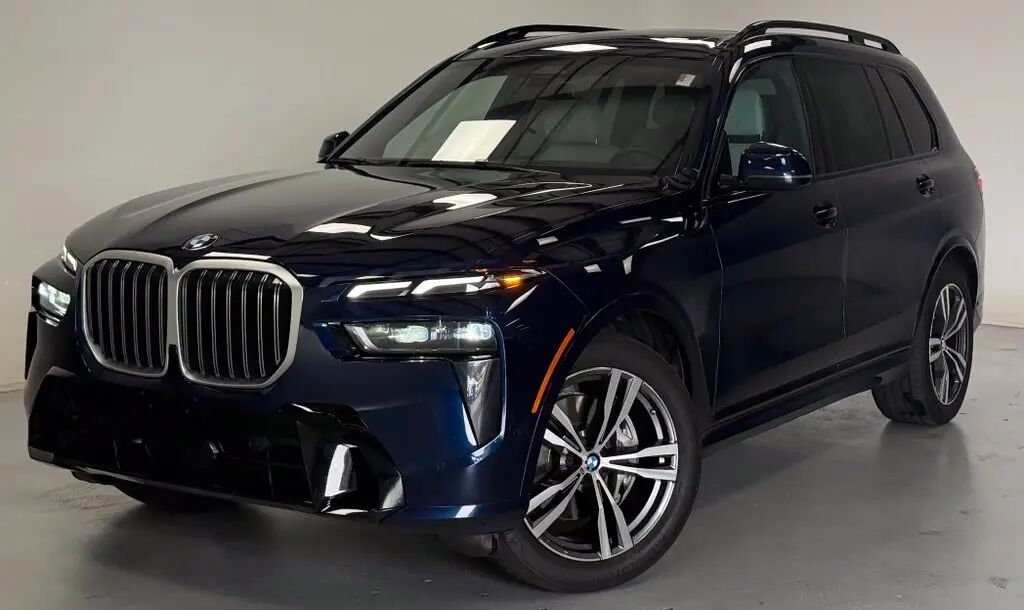 2024 BMW X7 xDrive40i — photo 1 of 13