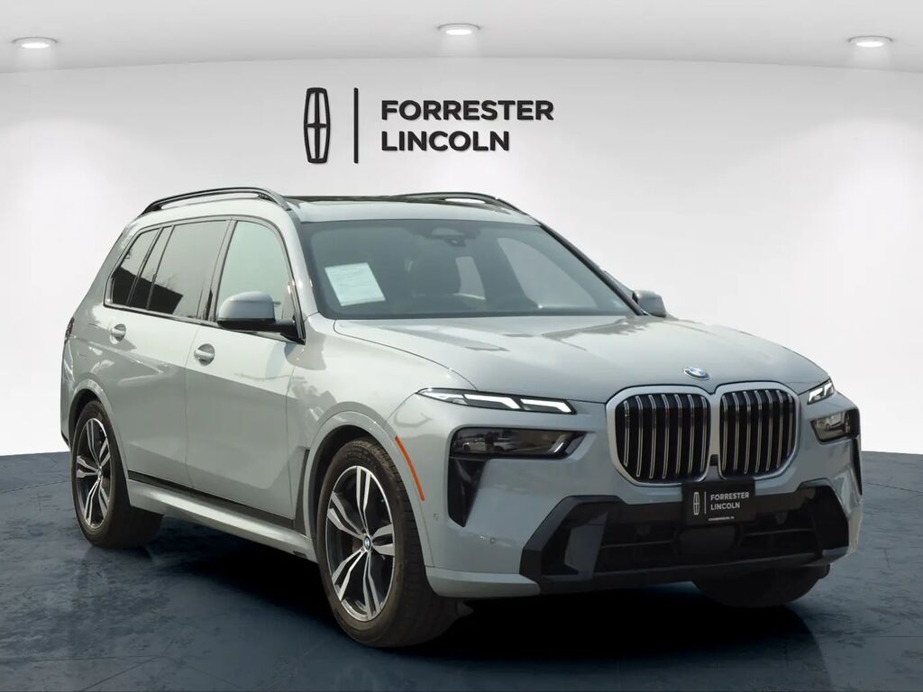 2023 BMW X7 xDrive40i — photo 1 of 26