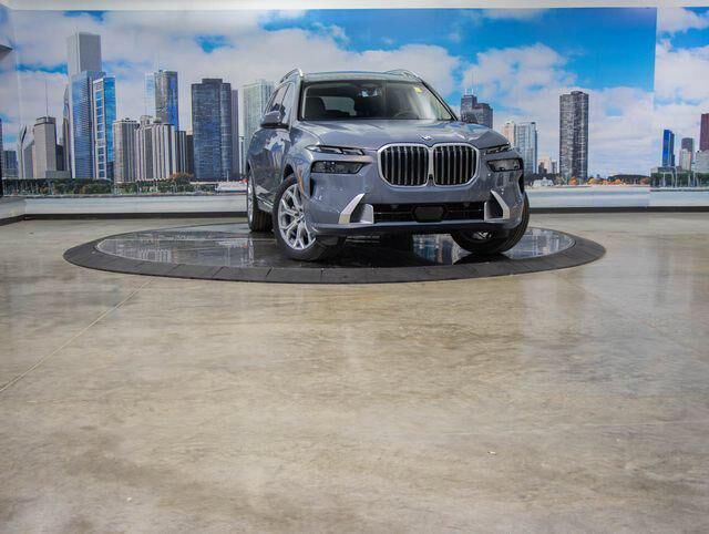 2026 BMW X7 xDrive40i — photo 1 of 13
