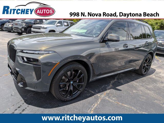 2026 BMW X7 xDrive40i — photo 1 of 13