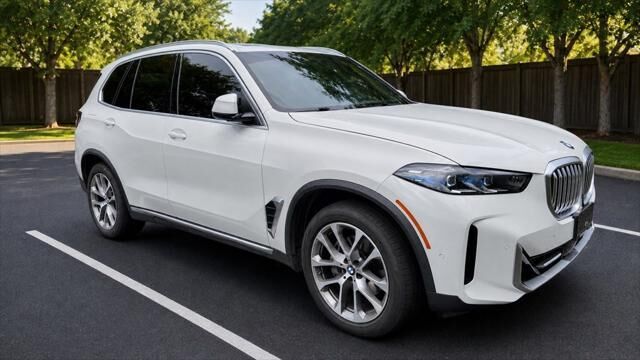 2024 BMW X5 xDrive40i — photo 1 of 13