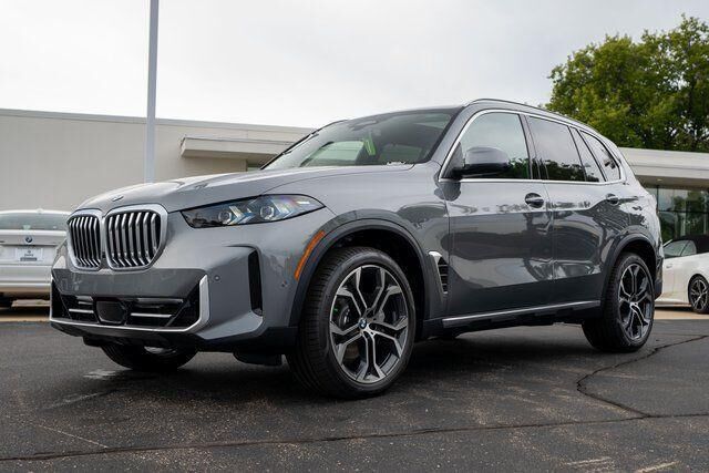 2026 BMW X5 xDrive40i — photo 1 of 13
