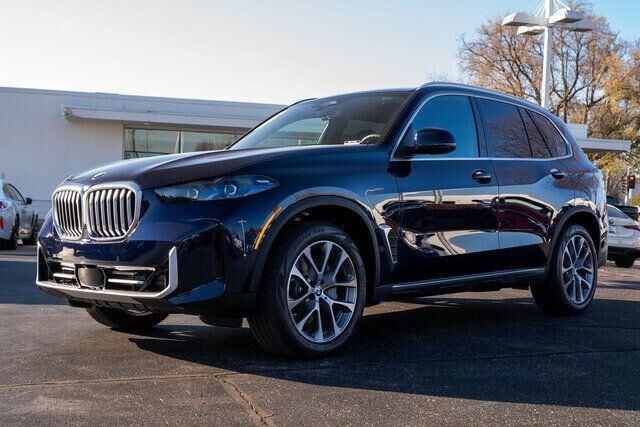 2026 BMW X5 xDrive40i — photo 1 of 13
