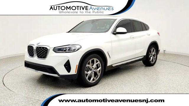 2022 BMW X4 xDrive30i