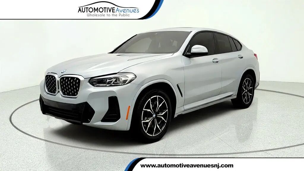 2025 BMW X4 xDrive30i — photo 1 of 13