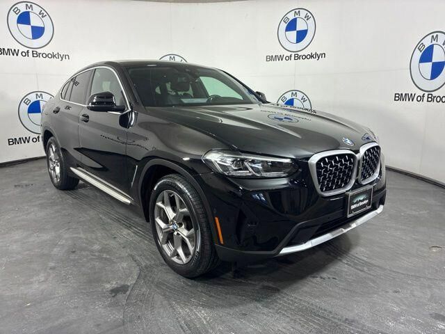 2024 BMW X4 xDrive30i