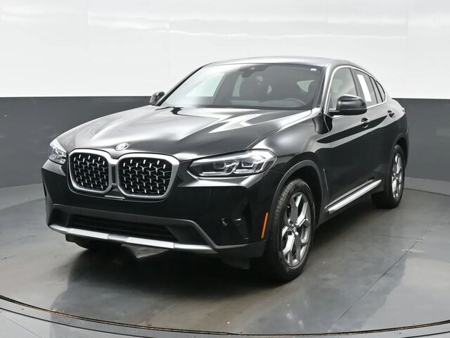 2025 BMW X4 xDrive30i