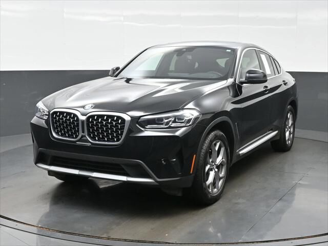 2025 BMW X4 xDrive30i — photo 1 of 13