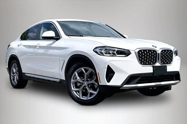 2025 BMW X4 xDrive30i — photo 1 of 13