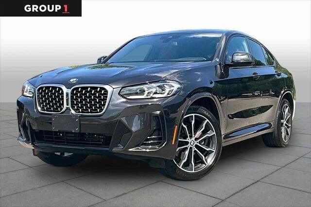 2025 BMW X4 xDrive30i — photo 1 of 13