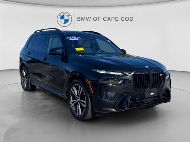 2024 BMW X7 M60i