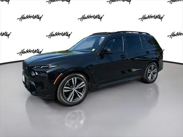 2025 BMW X7 M60i — photo 1 of 13