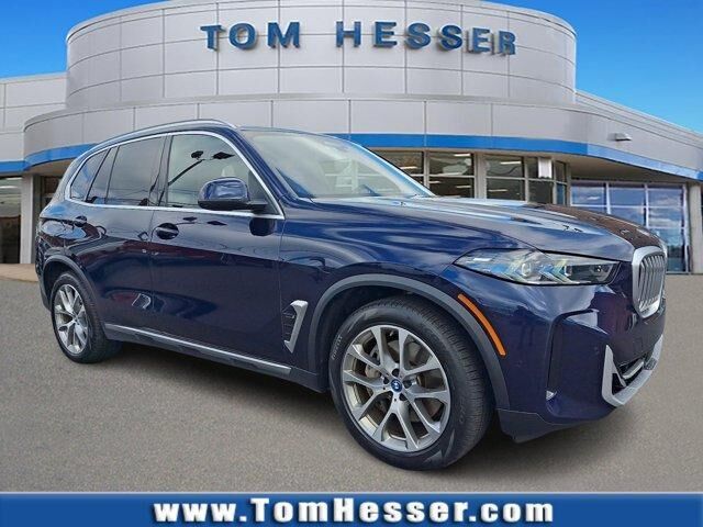 2024 BMW X5 xDrive50e — photo 1 of 18