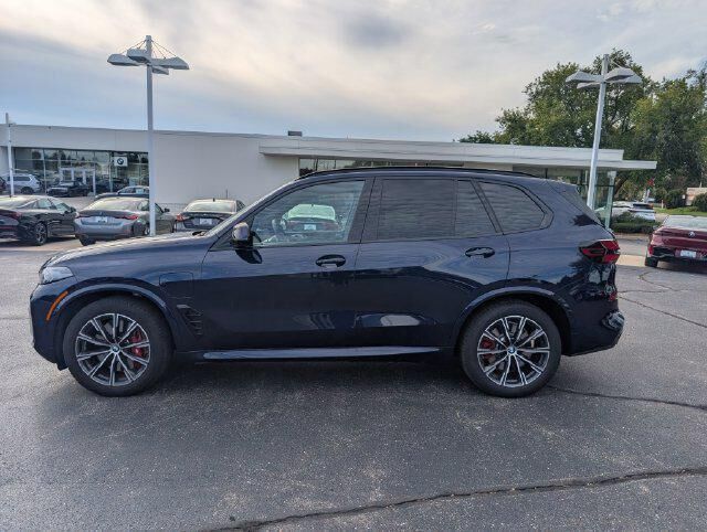2026 BMW X5 xDrive50e — photo 1 of 13