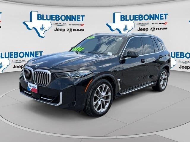 2025 BMW X5 xDrive50e — photo 1 of 13