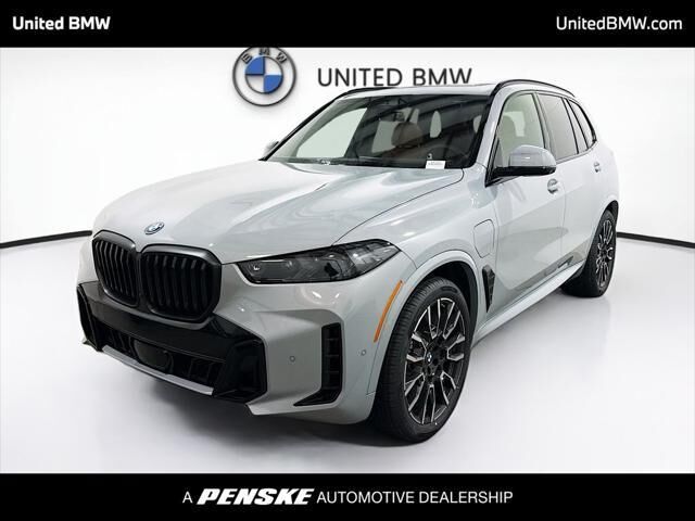 2026 BMW X5 xDrive50e — photo 1 of 17
