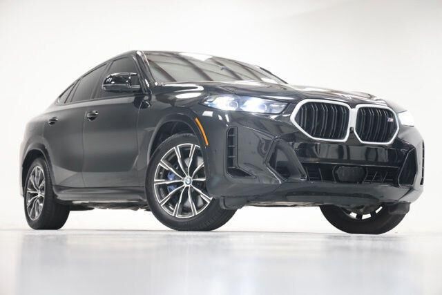 2025 BMW X6 M60i — photo 1 of 11