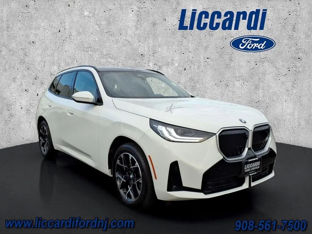 2025 BMW X3 30 xDrive — photo 1 of 13