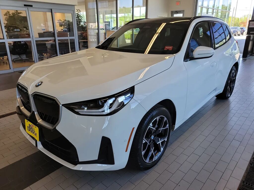2025 BMW X3 30 xDrive — photo 1 of 13