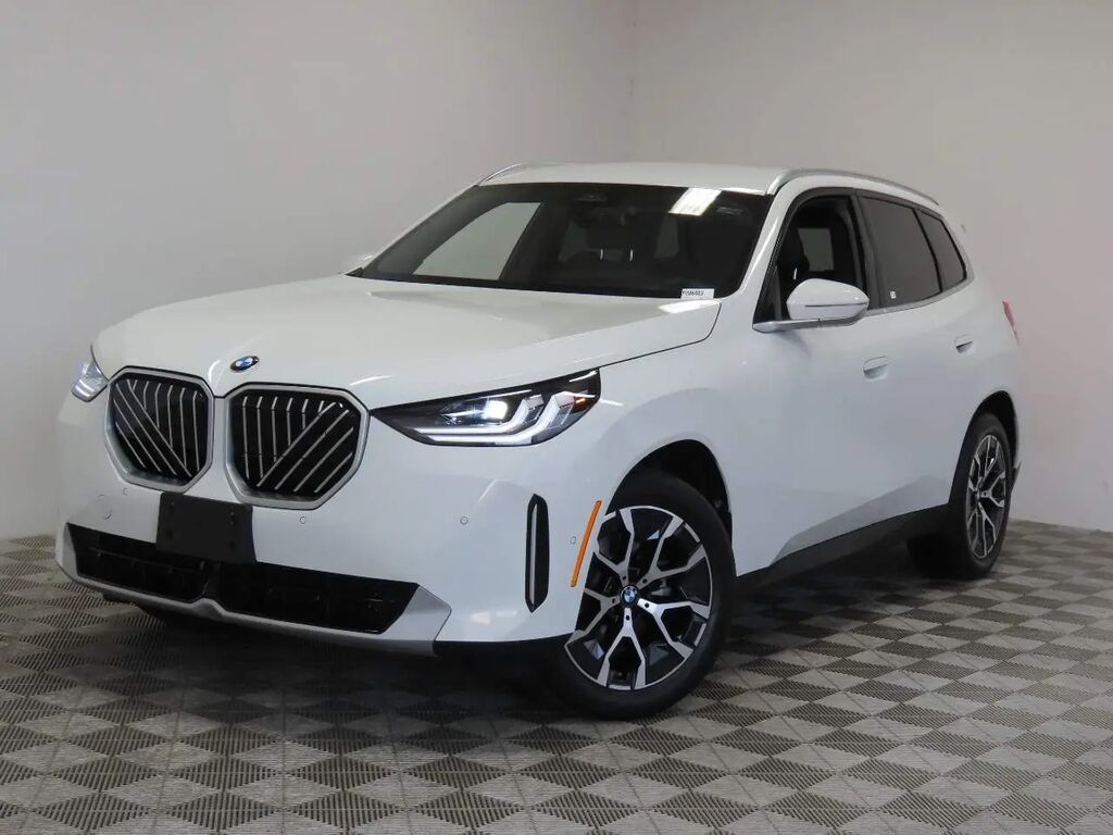 2025 BMW X3 30 xDrive — photo 1 of 13