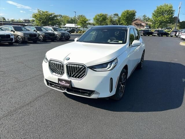2025 BMW X3 30 xDrive — photo 1 of 14