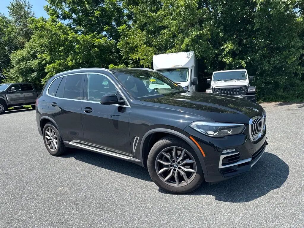 2021 BMW X5 xDrive40i — photo 1 of 26