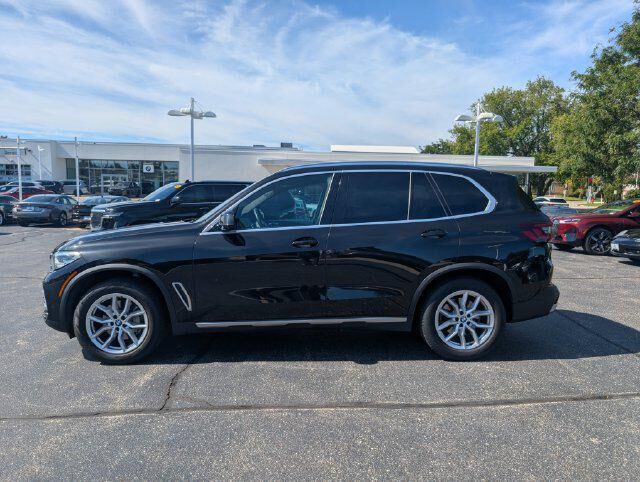 2023 BMW X5 xDrive40i — photo 1 of 13