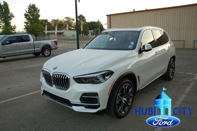 2023 BMW X5 xDrive40i — photo 1 of 26