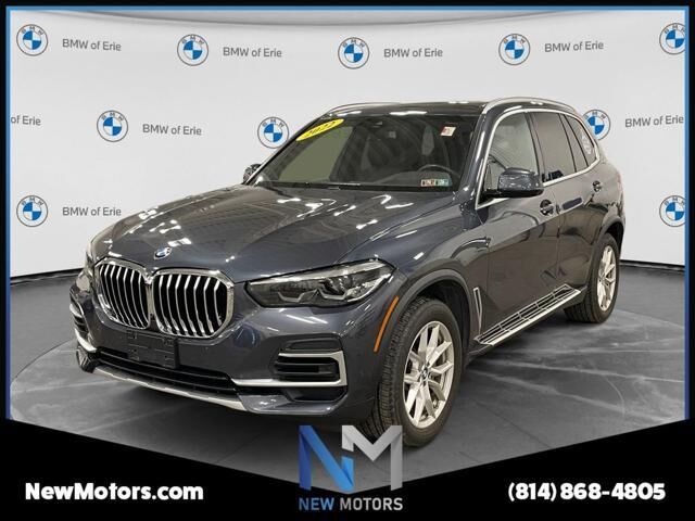 2022 BMW X5 xDrive40i — photo 1 of 5