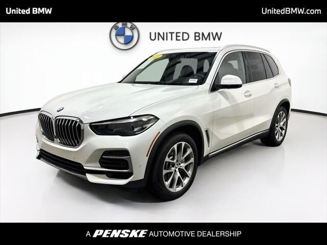 2022 BMW X5 xDrive40i — photo 1 of 13