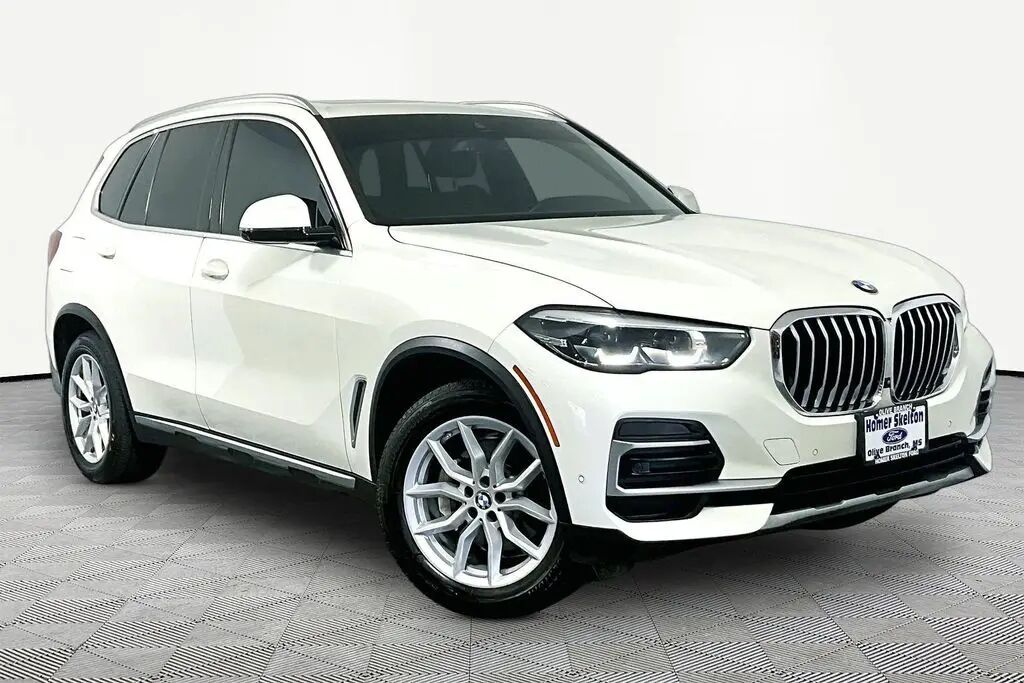 2022 BMW X5 xDrive40i — photo 1 of 13