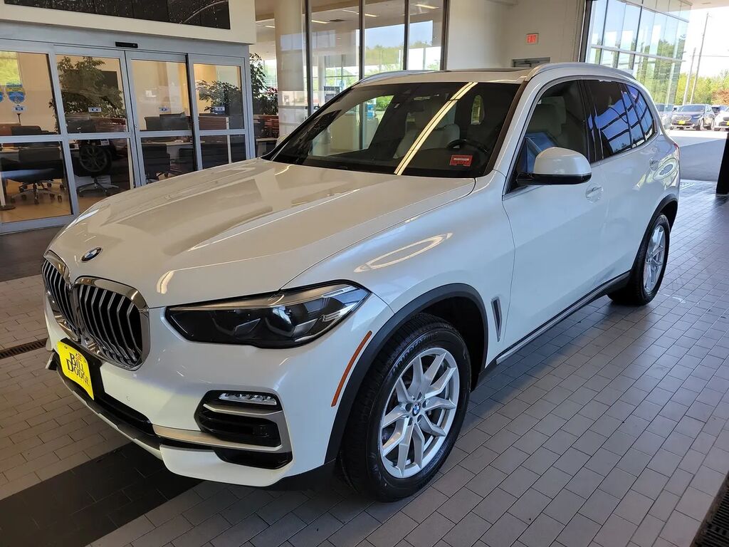 2021 BMW X5 xDrive40i — photo 1 of 13