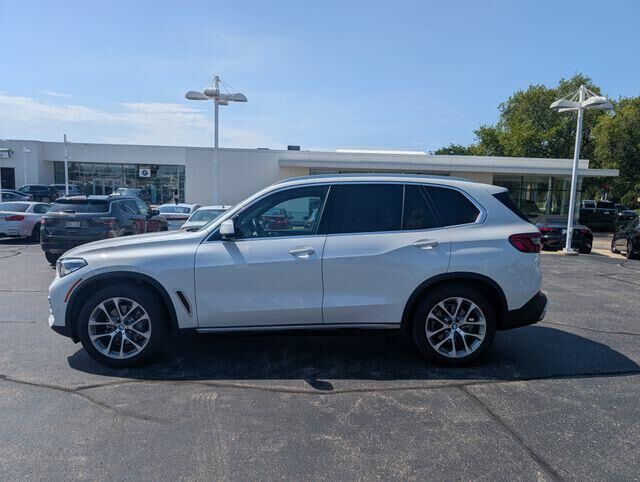2019 BMW X5 xDrive40i — photo 1 of 13