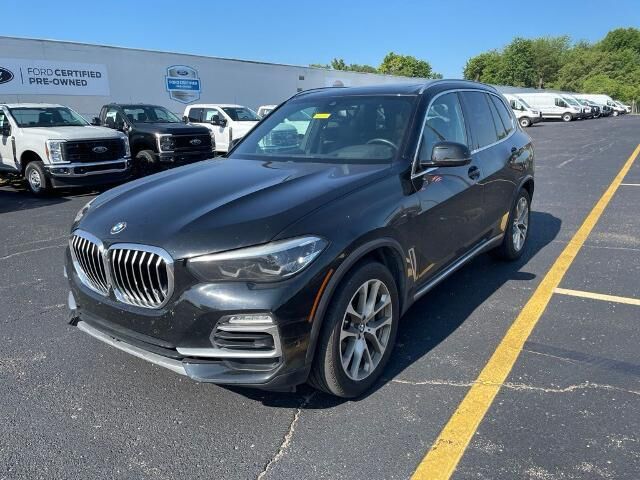 2019 BMW X5 xDrive40i — photo 1 of 13