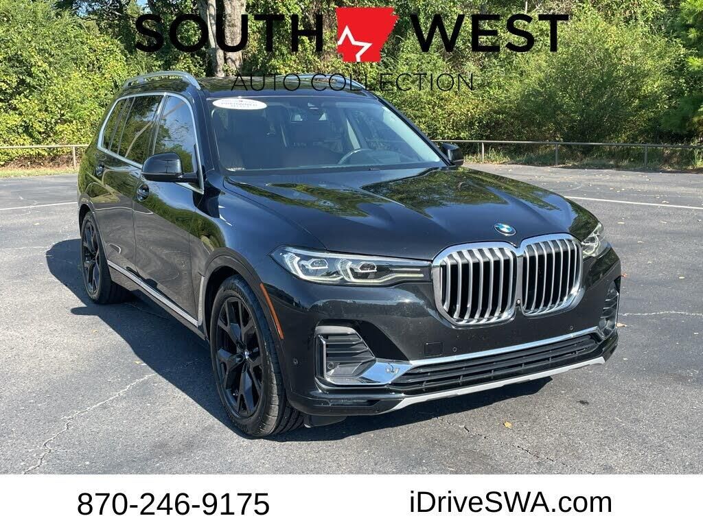 2021 BMW X7 xDrive40i — photo 1 of 2