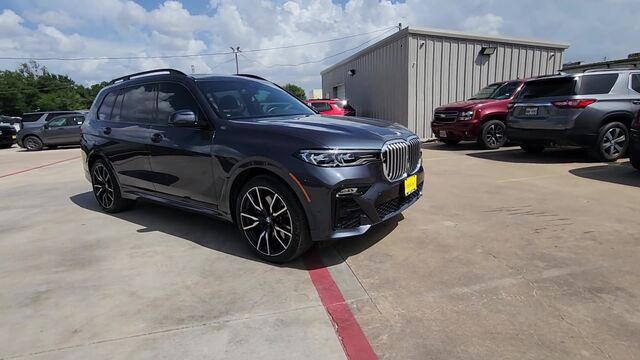 2022 BMW X7 xDrive40i